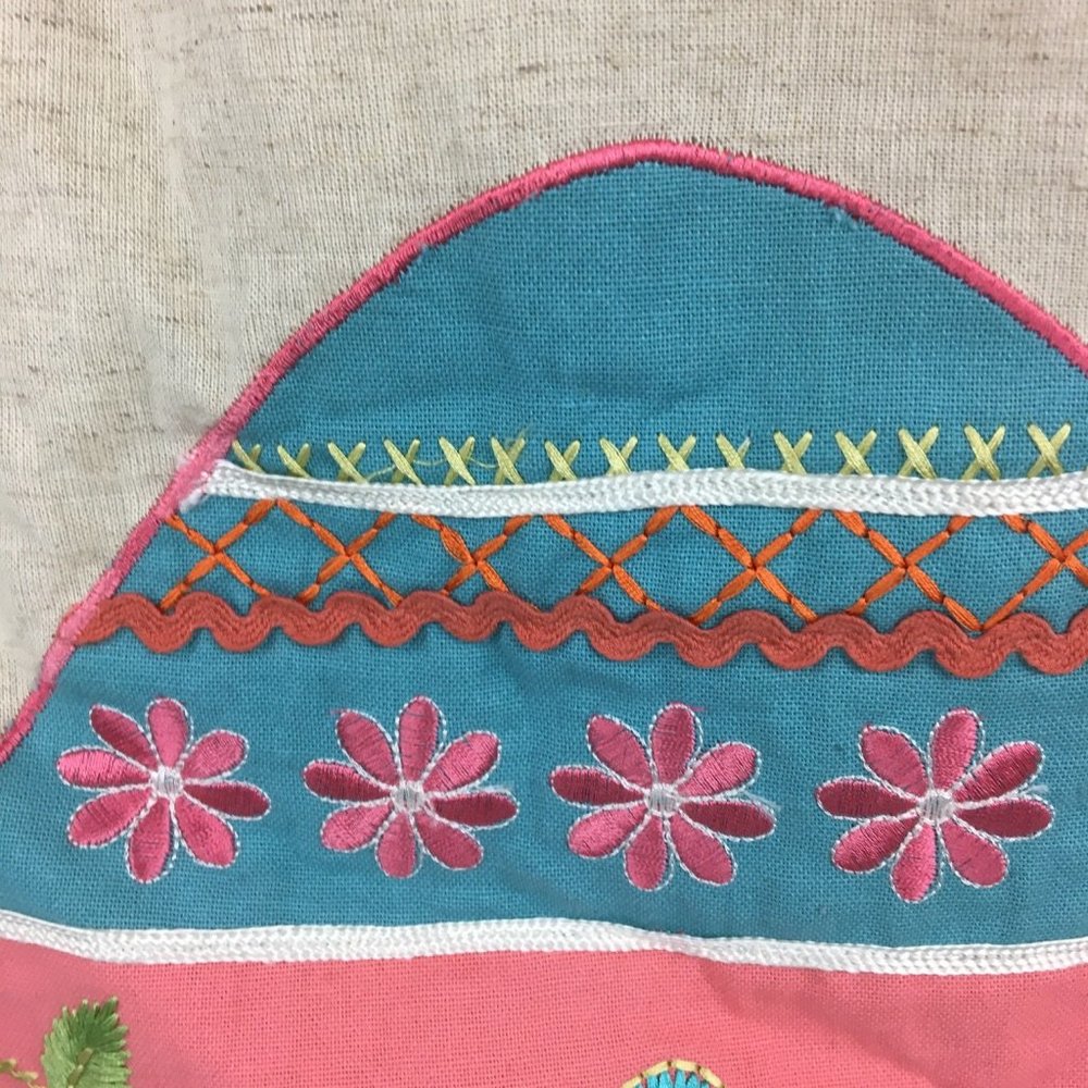ARTISTIC ACCENTS large table runner Easter eggs - Picture 2 of 11